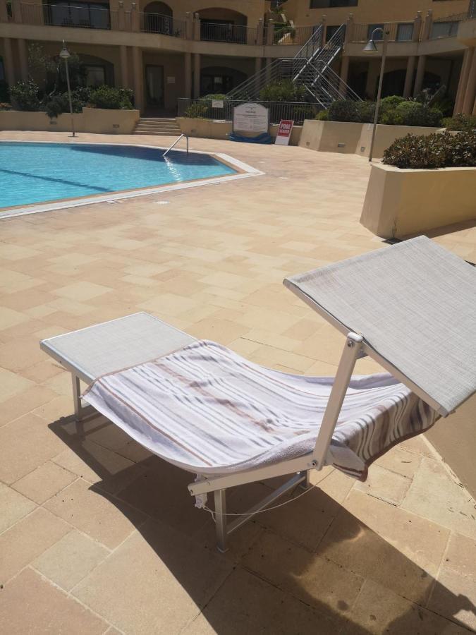 Spacious Luxurious Apartment With Seaview Mellieha Luaran gambar