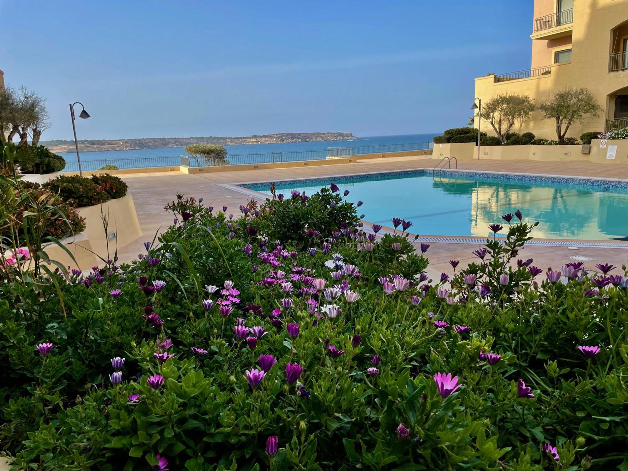 Spacious Luxurious Apartment With Seaview Mellieha Luaran gambar