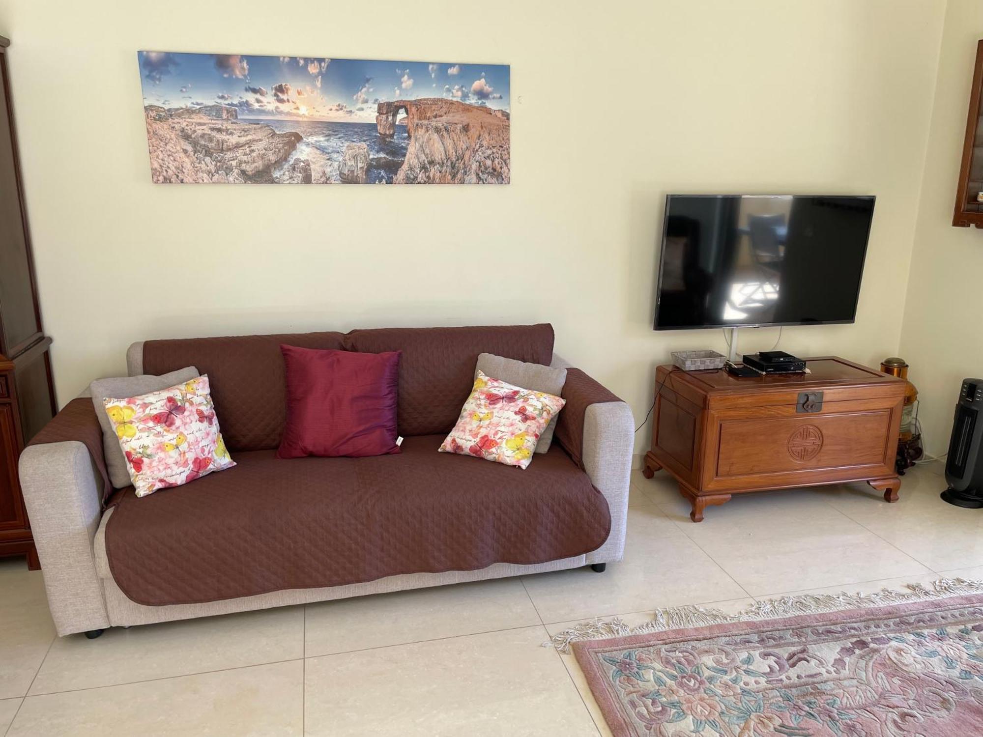 Spacious Luxurious Apartment With Seaview Mellieha Bilik gambar